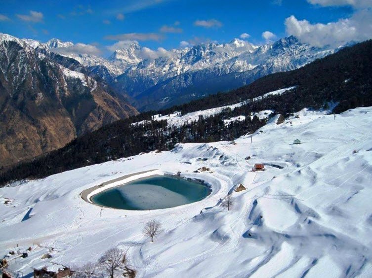 Auli Lake, Chamoli, Uttarakhand - Vushii.com Auli Lake, Chamoli, Uttarakhand - Vushii.com